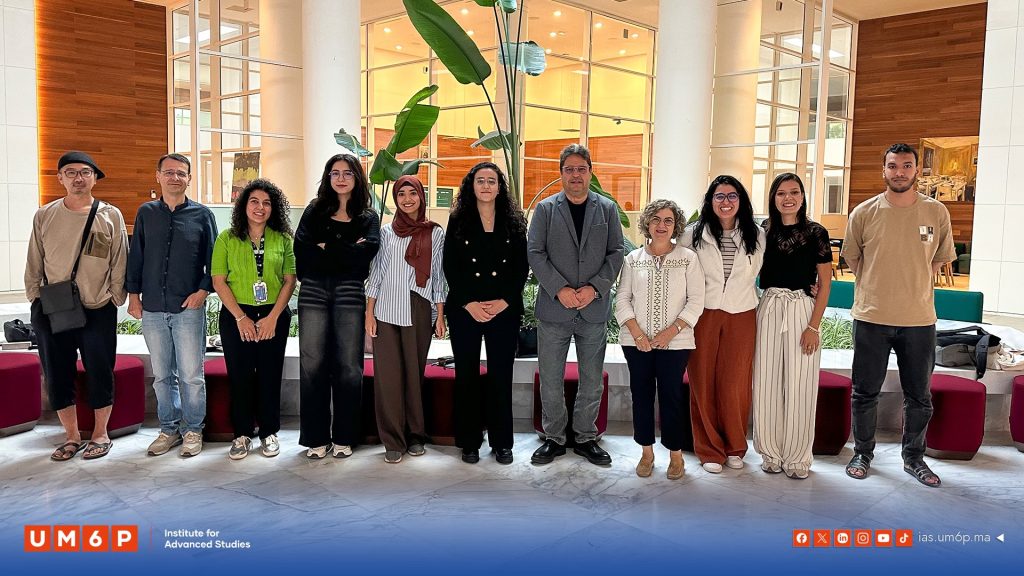 Additive Manufacturing Applied to Concrete1