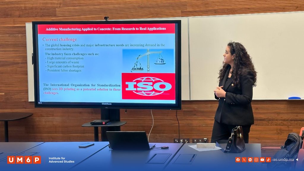 Additive Manufacturing Applied to Concrete4