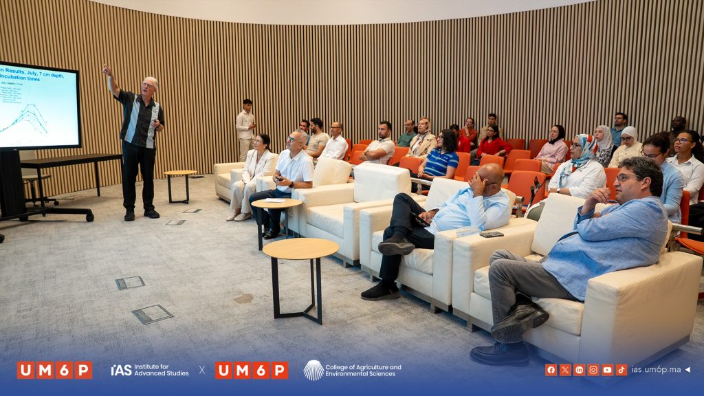 Dr. Bill Riley speaking to participants during the seminar