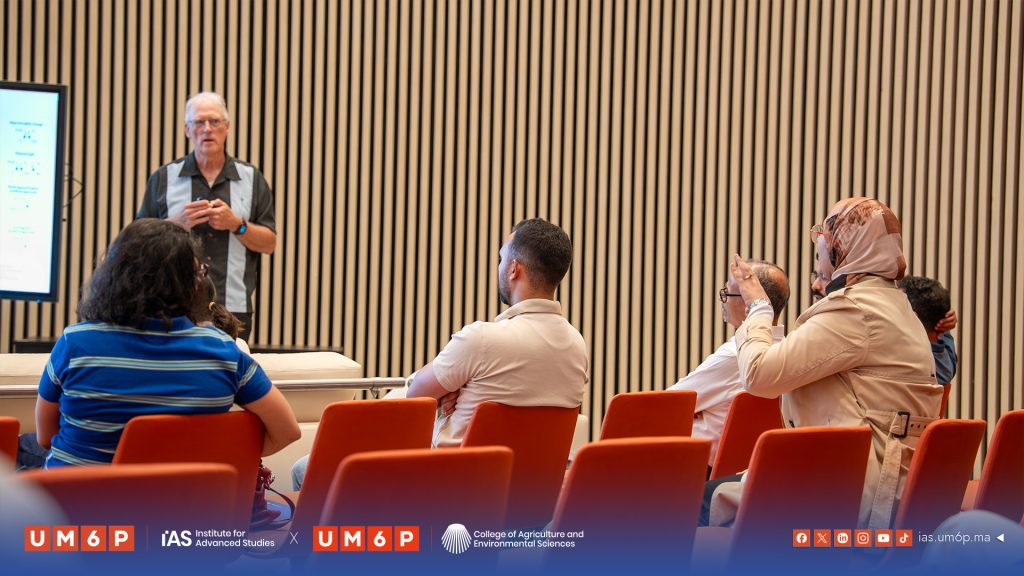 Question and answer session during Dr. Bill Riley seminar
