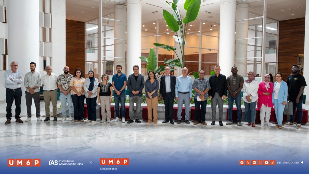 Group photo after the Miles Larmer seminar on lithium mining in Ghana at IAS UM6P